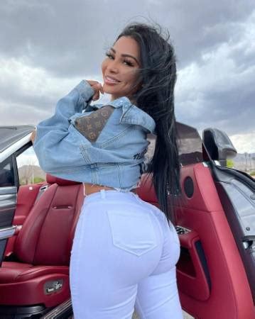 Brittanya Razavi Net Worth (Updated 2024).